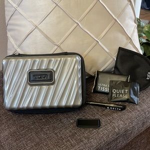 Tumi for Delta Hard Case